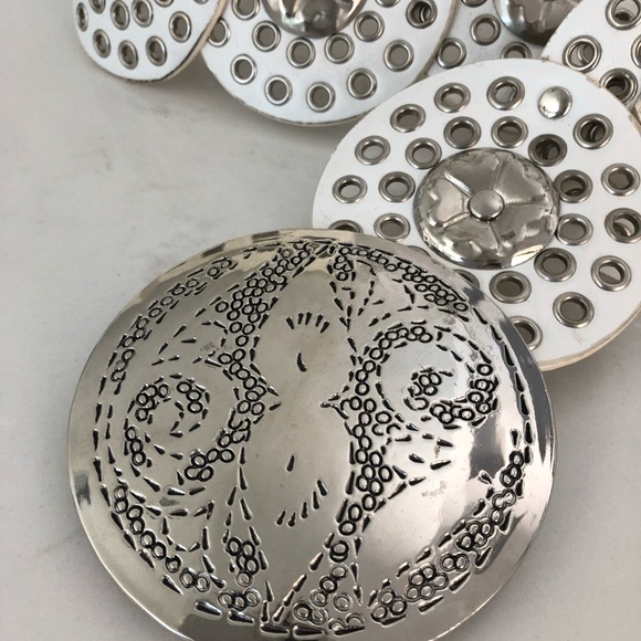 Silver and White Boho waist or Hip Leather Jacket with belt made in Europe - Picture 2 of 3